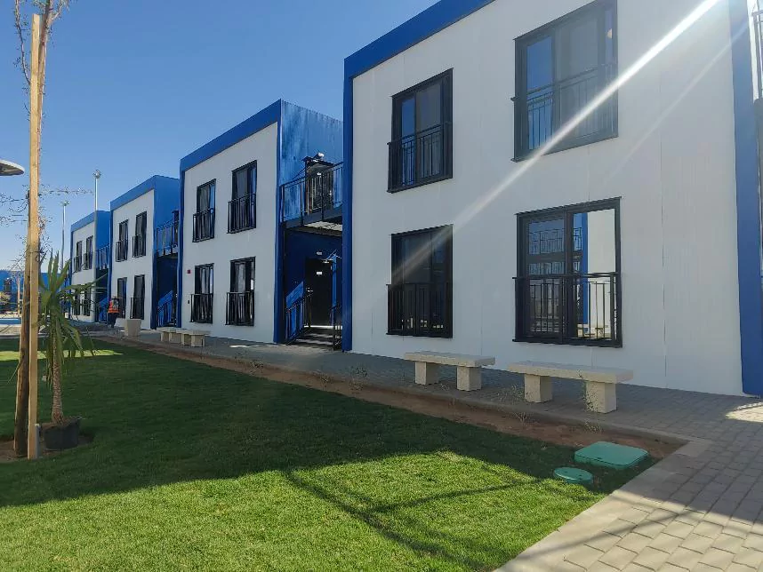 1-modular house under the sunshine