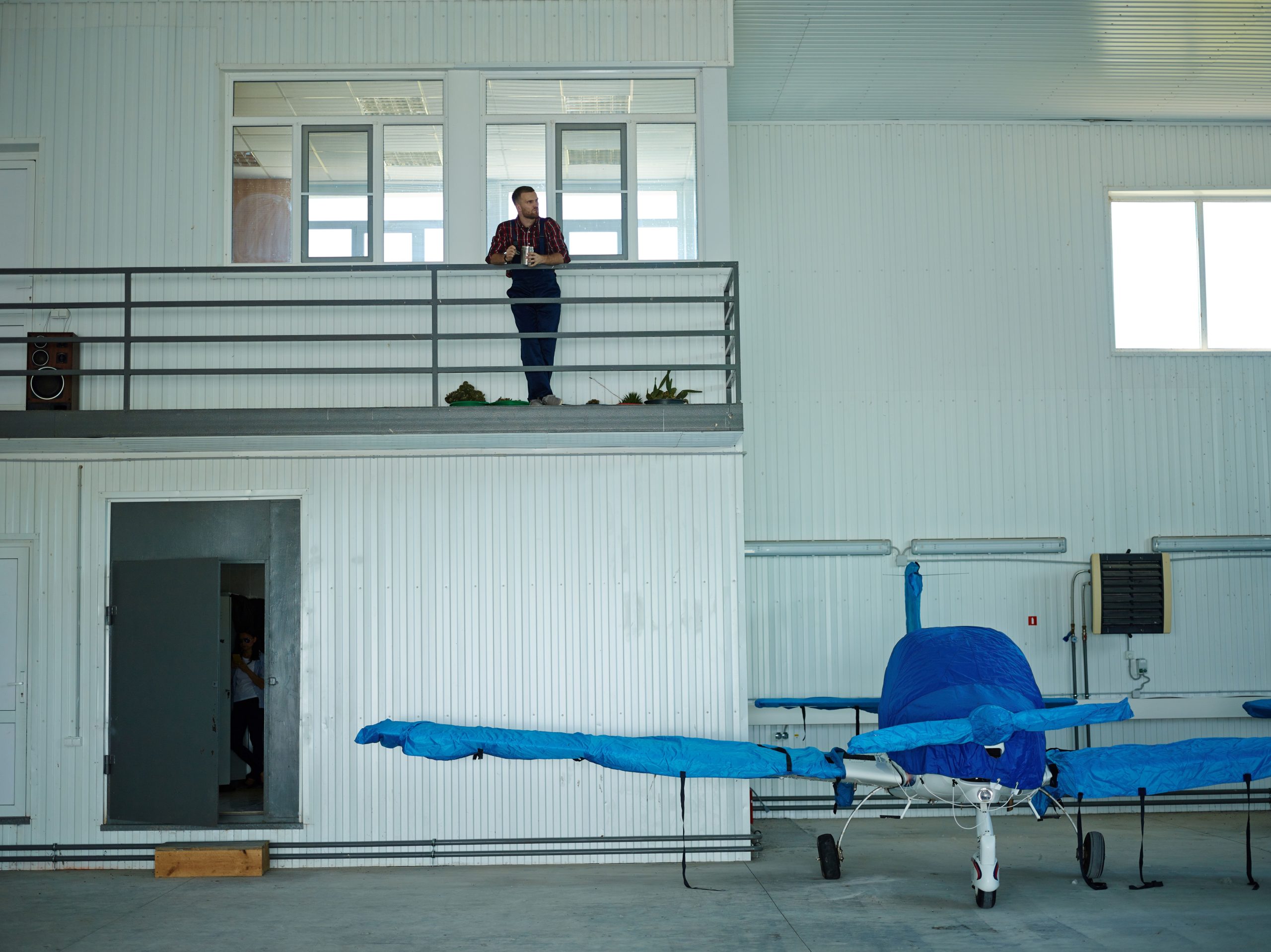 maintenance-hangar